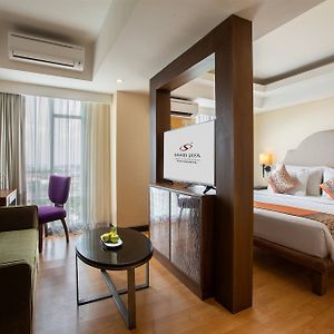 Kamar king executive